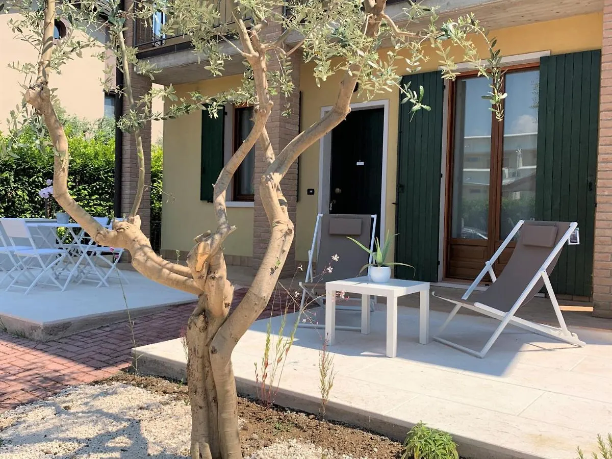 Apartment Ferienwohnung Casa Ulivi Bianco Rivoltella del Garda